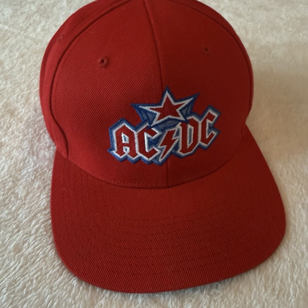 AC/DC Star Hat Classic Logo OSFA SnapBack Cap Tour Rock Band Merch Red